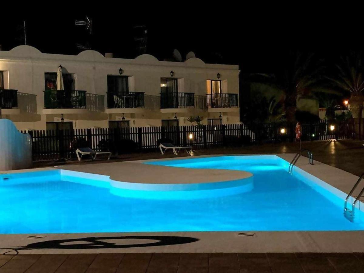Sol Y Sal Con Vista A La Piscina (Adults Only) Corralejo Ngoại thất bức ảnh