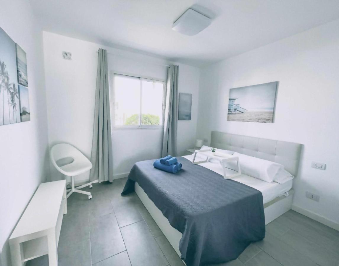 Sol Y Sal Con Vista A La Piscina (Adults Only) Corralejo Ngoại thất bức ảnh